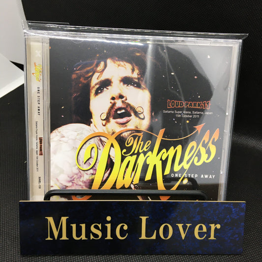 DARKNESS / ONE STEP AWAY (1CDR)