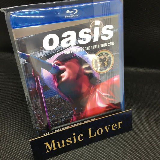 Oasis / Espectáculo en vivo M&M 2005 PRO-SHOT (1 hab.)