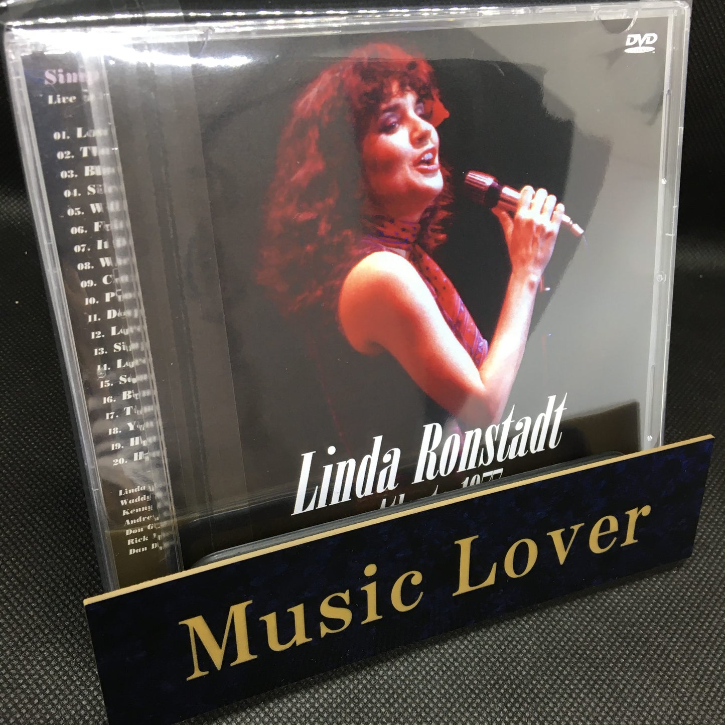LINDA RONSTADT / LOS ANGELES 1977 FINAL NIGHT MIKE MILLARD FIRST GENERATION CASSETTE (1CD+1DVDR)