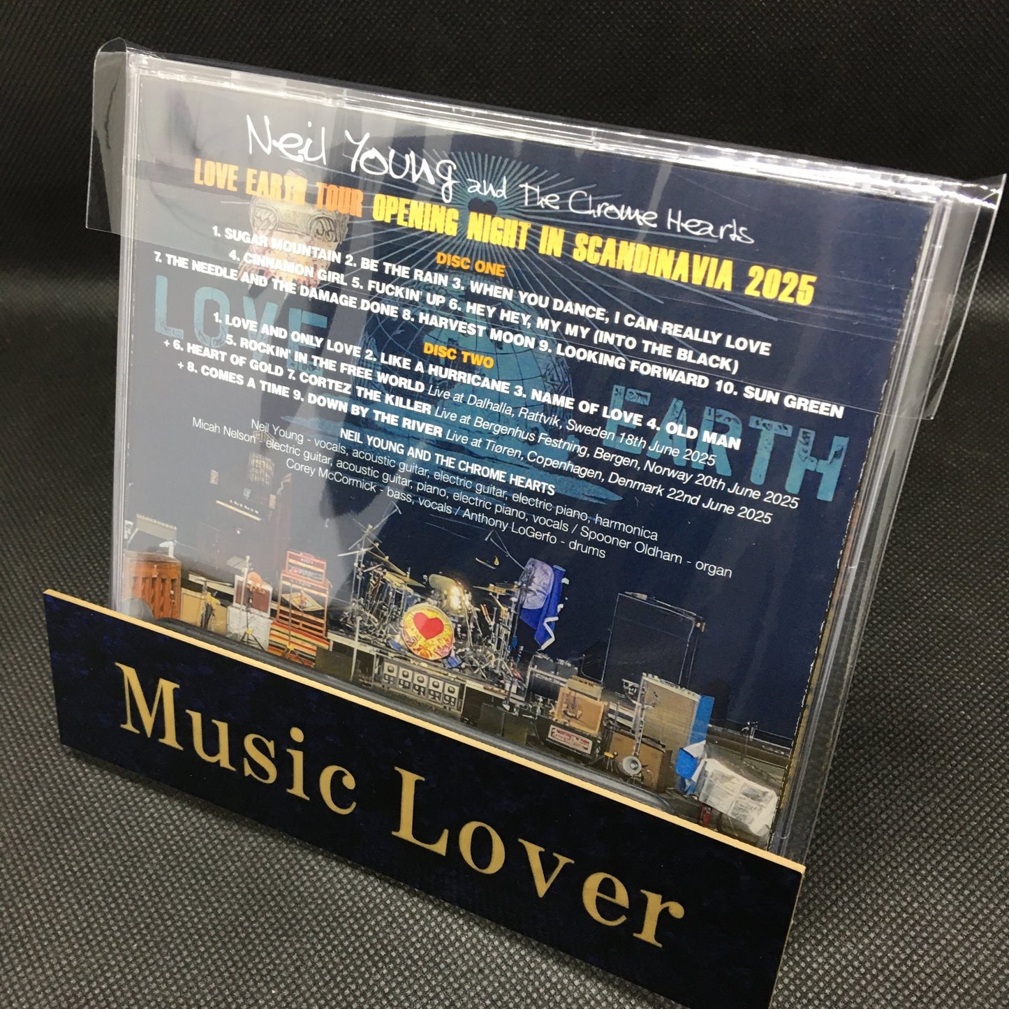 NEIL YOUNG and THE CHROME HEARTS / LOVE EARTH WORLD TOUR OPENING NIGHT IN SCANDINAVIA 2025 (2CDR)