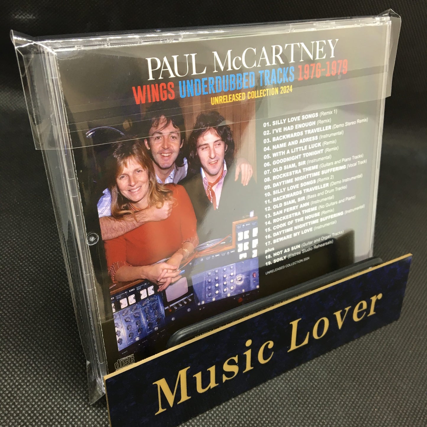 PAUL McCARTNEY / WINGS UNDERDUBBED TRACKS 1976-1979 SOUNDBOARD (1CDR)