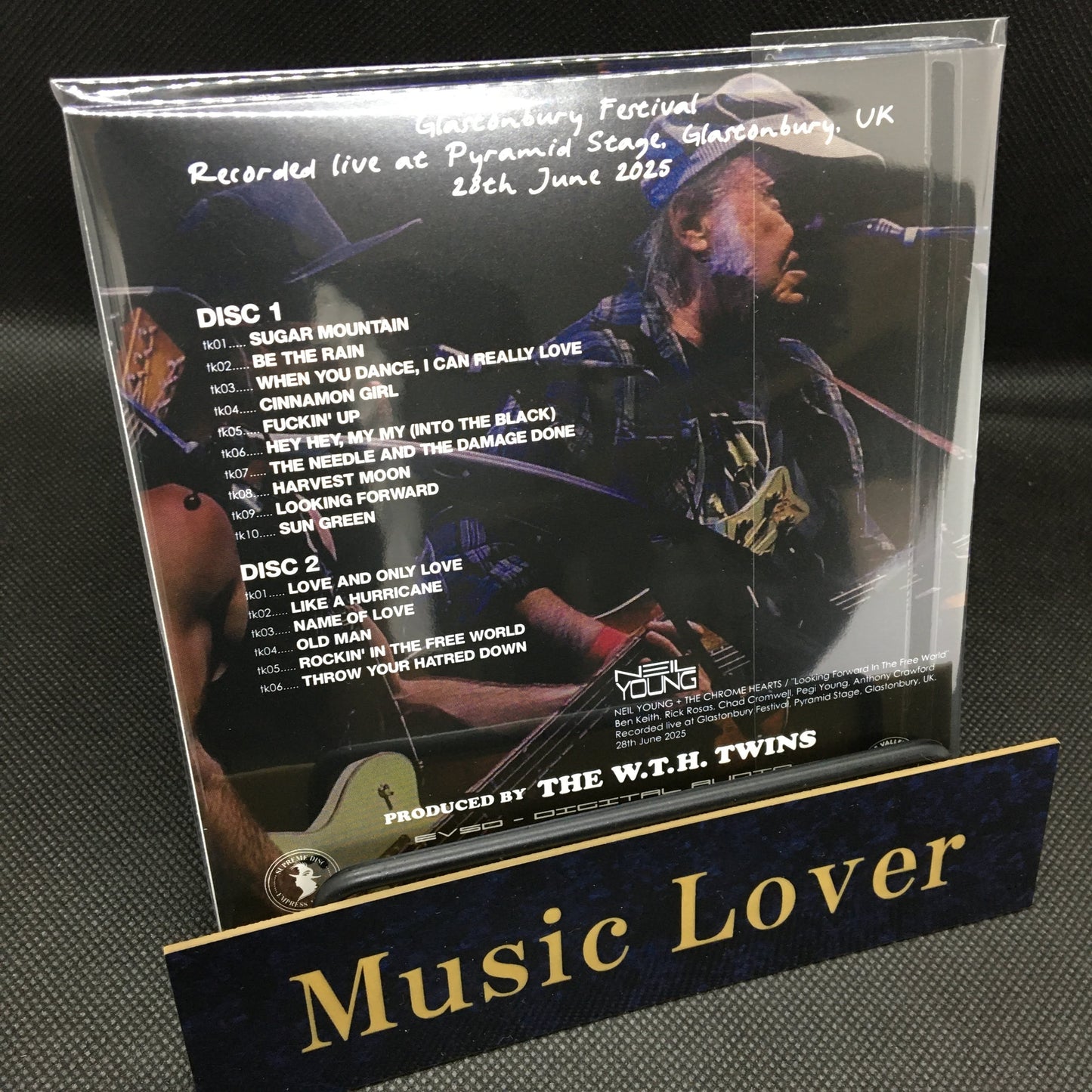 NEIL YOUNG / LOOKING FORWARD IN THE FREE WORLD (2CD) Empress Valley New