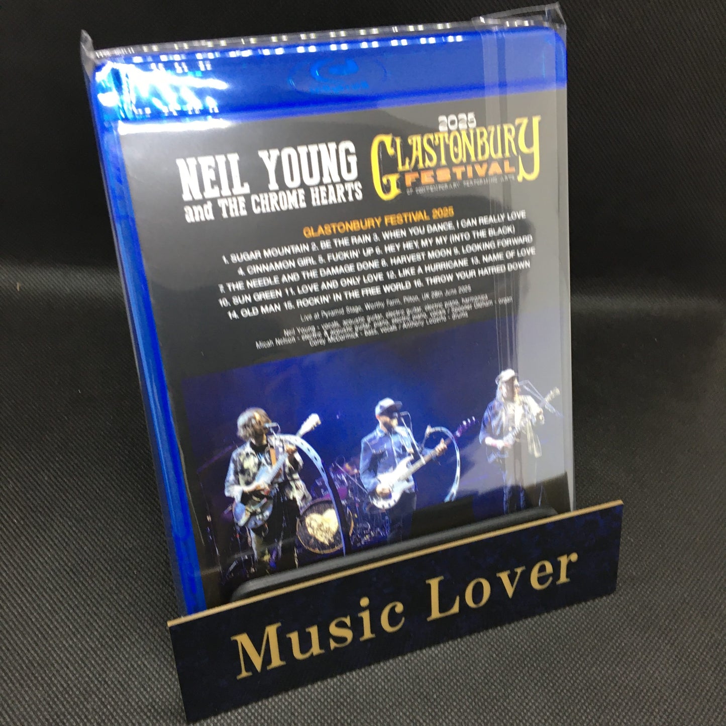 NEIL YOUNG y THE CHROME HEARTS / FESTIVAL DE GLASTONBURY 2025 HD Pro-shot (1BDR)