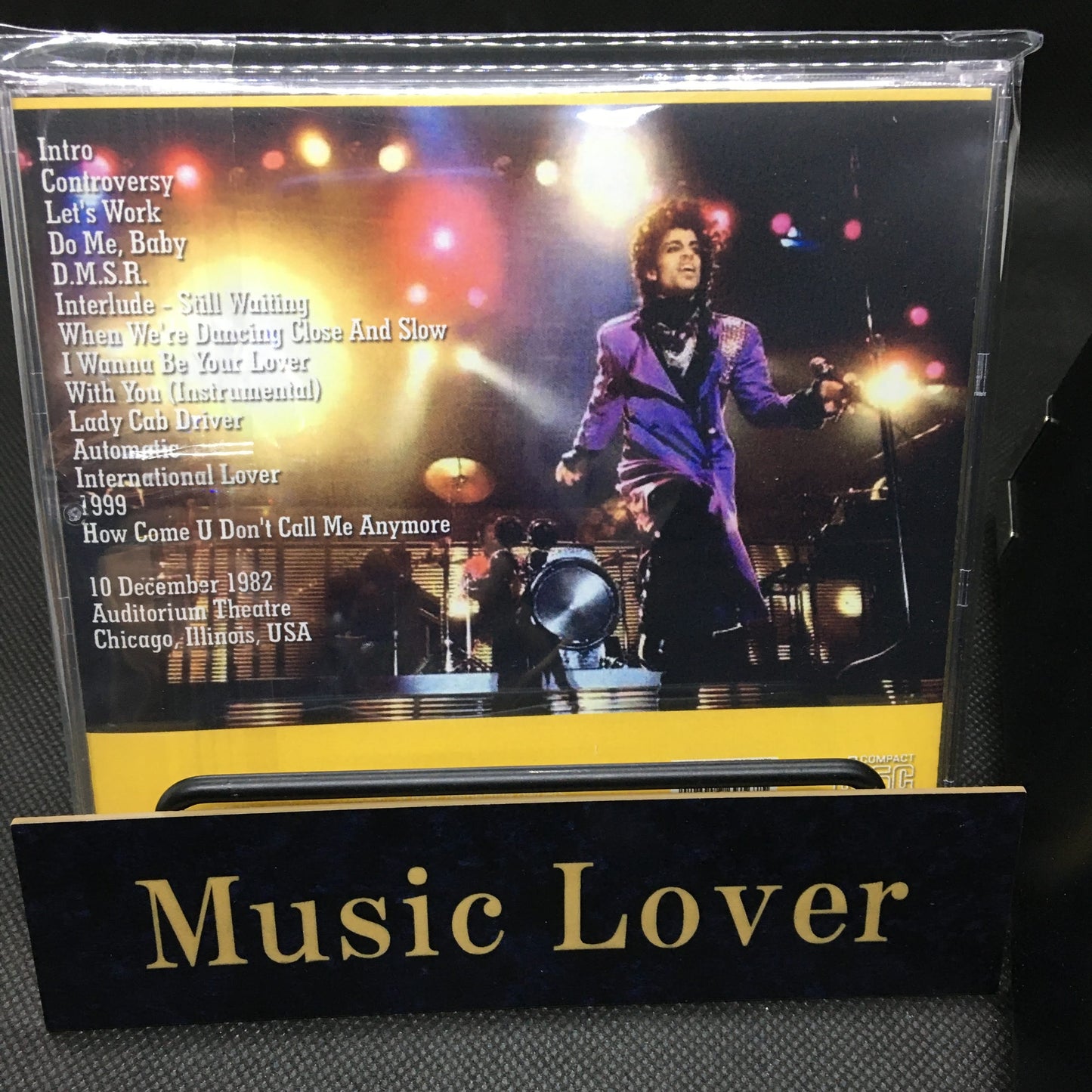 Prince / Chicago, Raise Your Hands (1CDR)