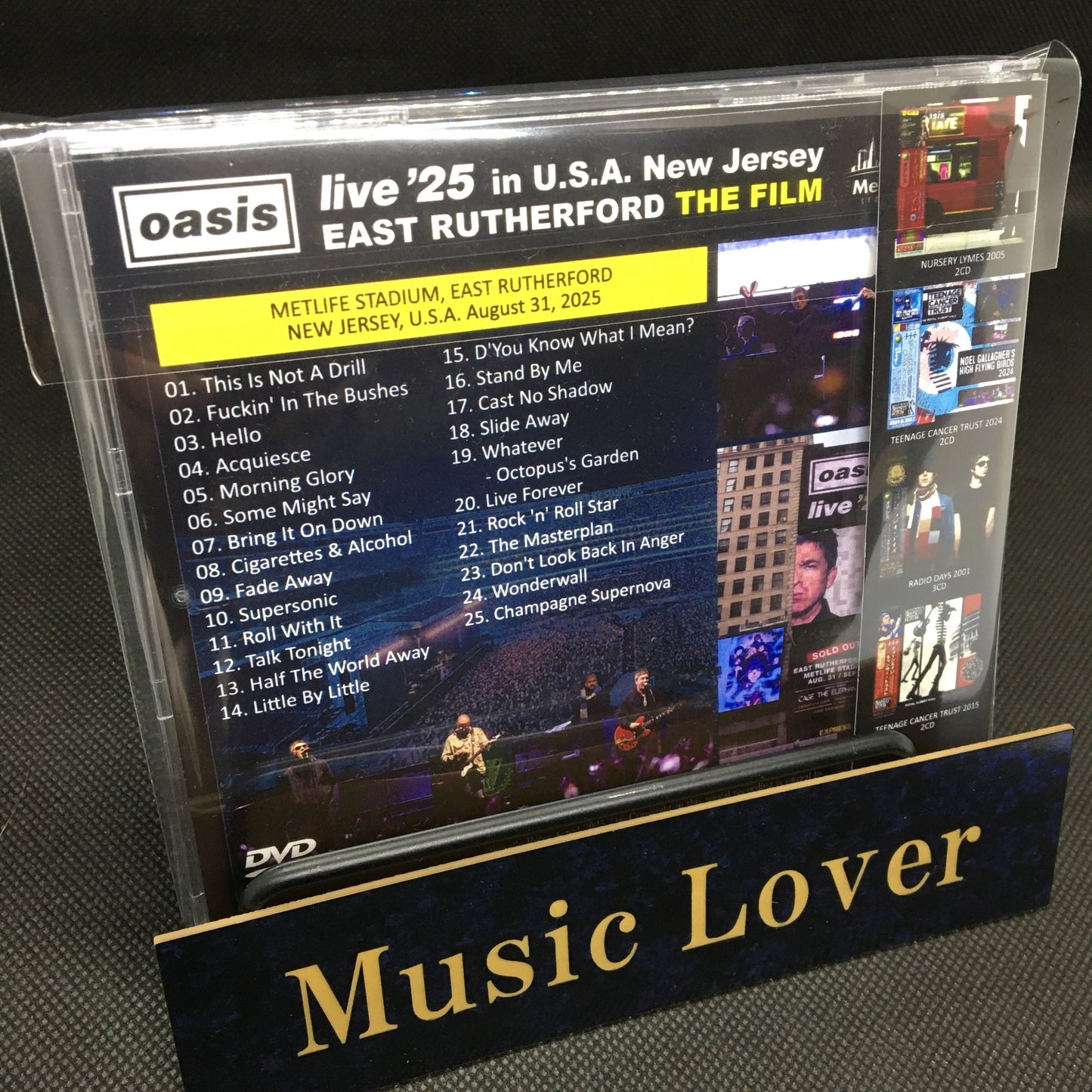 OASIS / 2025 EAST RUTHERFORD IL FILM (1DVD)