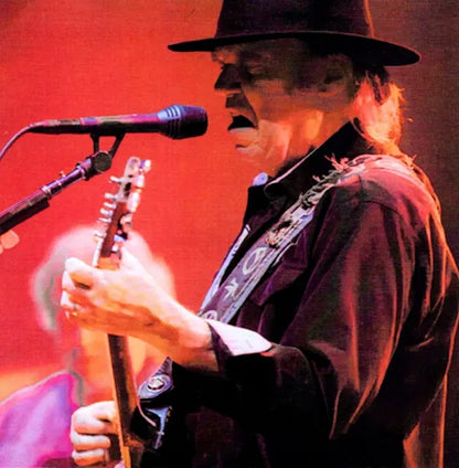NEIL YOUNG AND CRAZY HORSE / LIVE IN ITALY 2014 (2CDR)