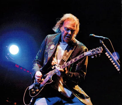 NEIL YOUNG AND CRAZY HORSE / LIVE IN ITALY 2014 (2CDR)