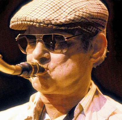 CUATRO HERMANOS / FESTIVAL DE JAZZ KOOL 1982 CAJA DE SONIDO ESTÉREO (1 CDR)