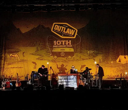 BOB DYLAN / OUTLAW MUSIC FESTIVAL BUFFALO 2025 STEREO SOUNDBOARD (2CDR)