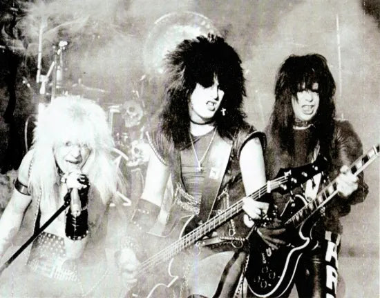 MOTLEY CRUE / Devil Inside (1CDR)