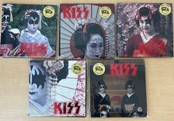 KISS / LOVE WARRIOR (CAJA IMÁN 10CDR)