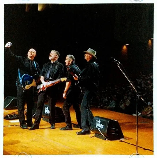 THE VENTURES / LIVE IN OSAKA 2022 (2CDR)