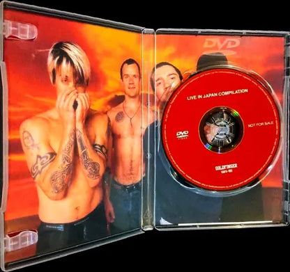 RED HOT CHILI PEPPERS / LIVE IN JAPAN COMPILATION PRO-SHOT (1DVD)