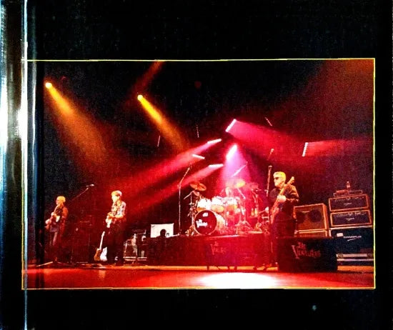 THE VENTURES / JAPAN TOUR 2015 MORINOMIYA PILOTI HALL JULY 28TH (2CD)