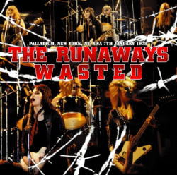 FUGITIVOS / DESPERDICIO ESTÉREO CAJA DE SONIDO (1 CDR)