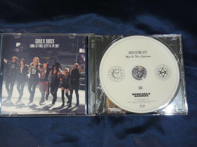 Guns 'N' Roses Look At This, IZZY! Blu-ray 1 Disc 41 Tracks Moonchild Records