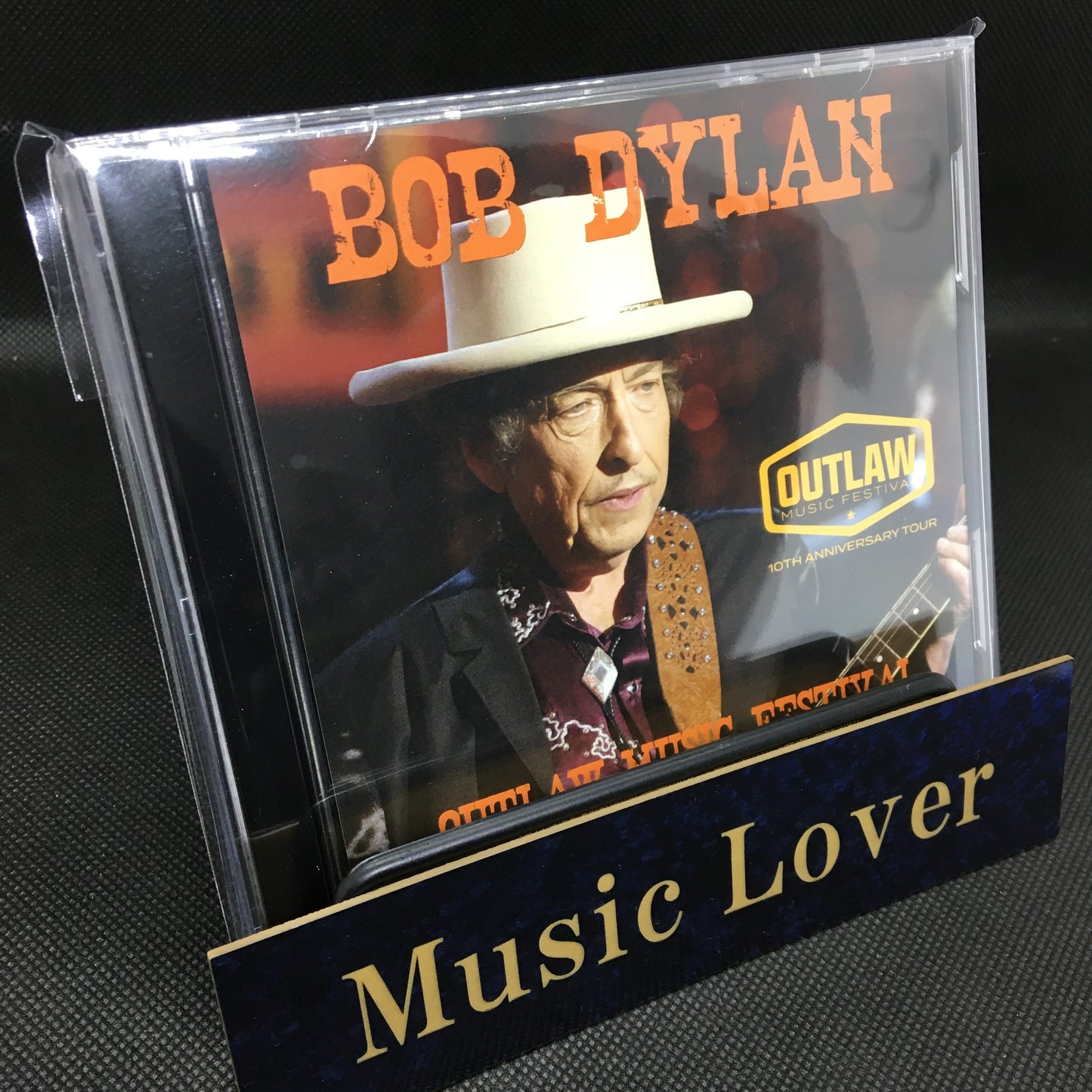 BOB DYLAN / FESTIVAL DE MÚSICA OUTLAW EAST TROY 2025 + FARM AID 2025 HD Pro-shot (1 CDR + 1 BDR)
