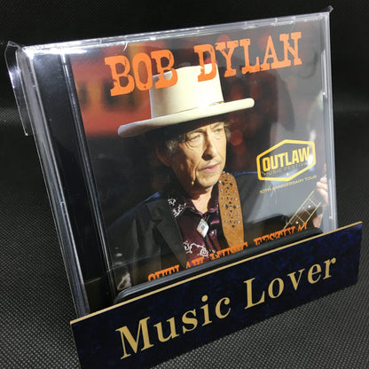 BOB DYLAN / FESTIVAL DE MÚSICA OUTLAW EAST TROY 2025 + FARM AID 2025 HD Pro-shot (1 CDR + 1 BDR)
