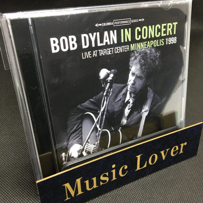 BOB DYLAN / LIVE AT TARGET CENTER, MINNEAPOLIS 1998 Soundboard (2CDR)