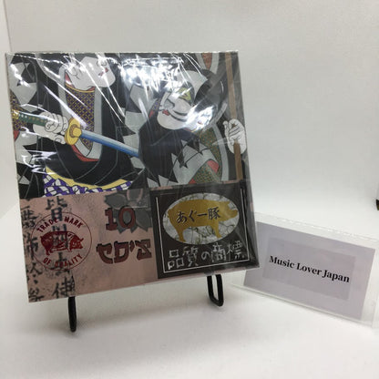 KISS / LOVE WARRIOR (CAJA IMÁN 10CDR)