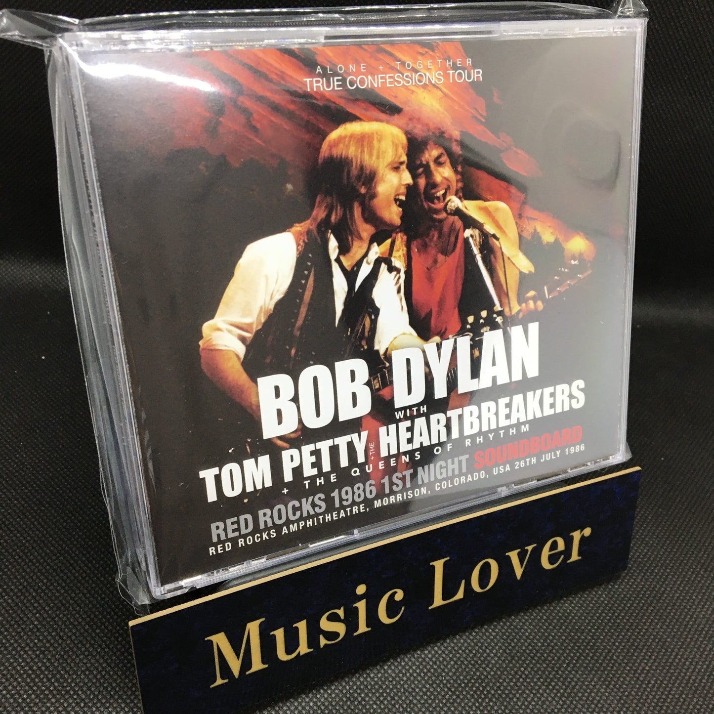 BOB DYLAN w/TOM PETTY & THE HEARTBREAKERS & THE QUEENS OF RHYTHM / RED ROCKS 1986 1ST NIGHT SOUNDBOARD (3CD)
