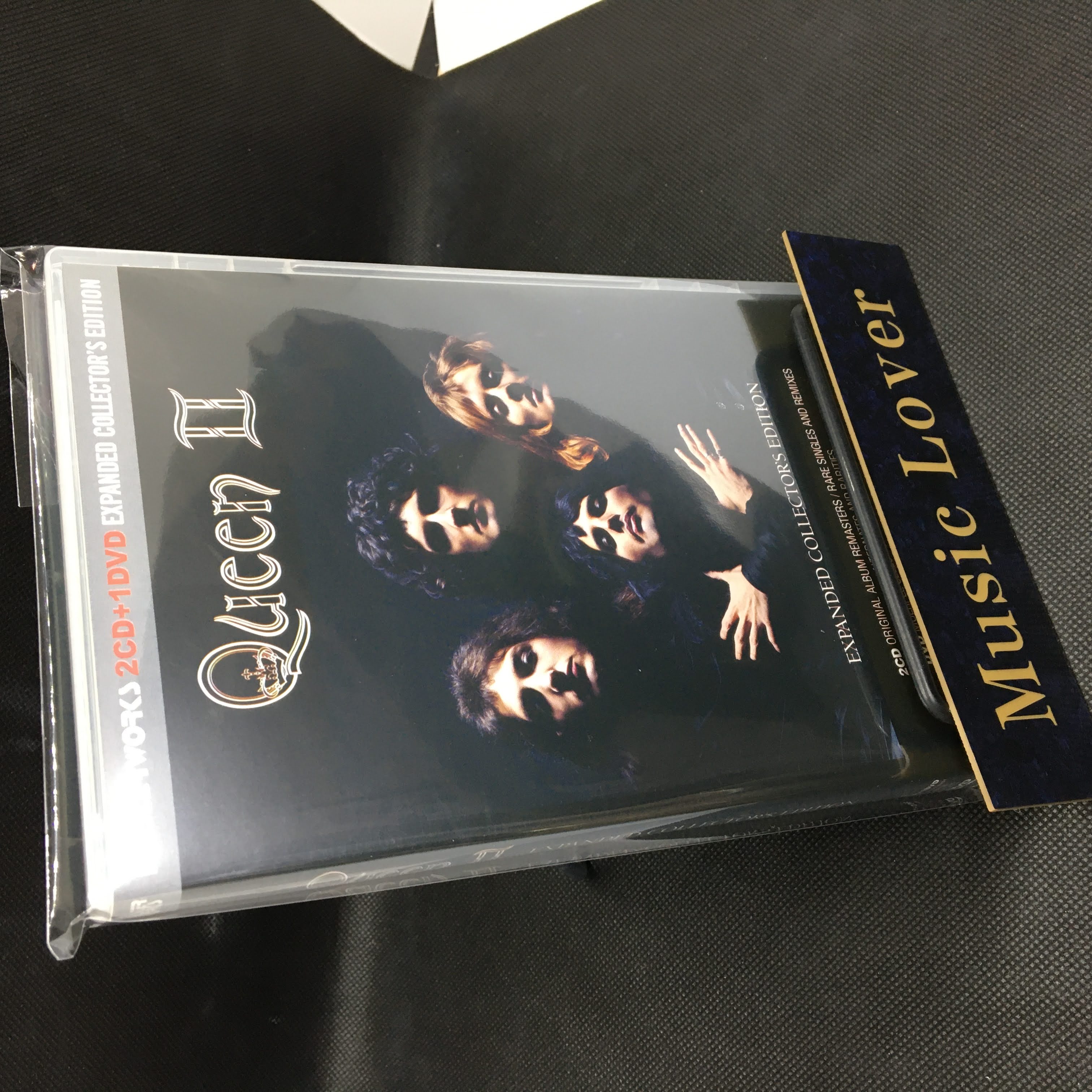 QUEEN – WORLD MUSIC LOVER