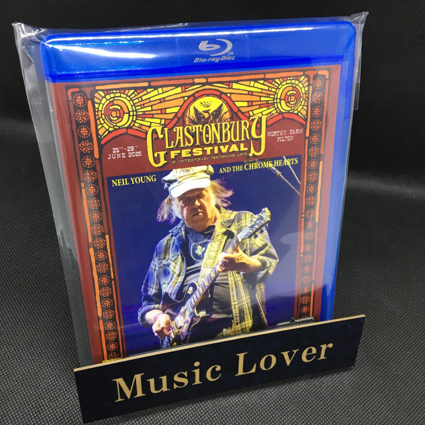 NEIL YOUNG Y THE CHROME HEARTS / FESTIVAL DE GLASTONBURY 2025 PRO SHOT (1 HABITACIÓN)
