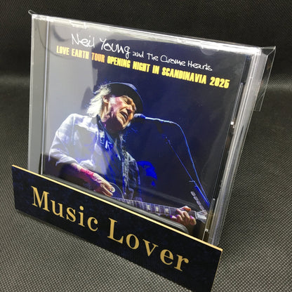 NEIL YOUNG and THE CHROME HEARTS / LOVE EARTH WORLD TOUR OPENING NIGHT IN SCANDINAVIA 2025 (2CDR)