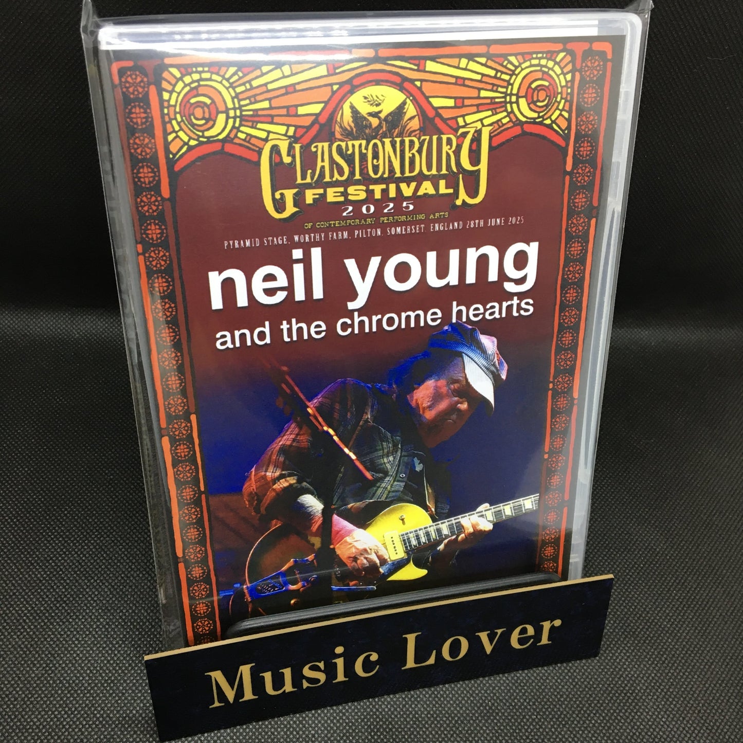 NEIL YOUNG & CHROME HEARTS / GLASTONBURY FESTIVAL 2025 PRO SHOT (1DVDR)