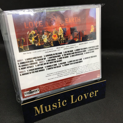 NEIL YOUNG AND THE CHROME HEARTS / LOVE EARTH EUROPEAN TOUR 2025 (3CDR)