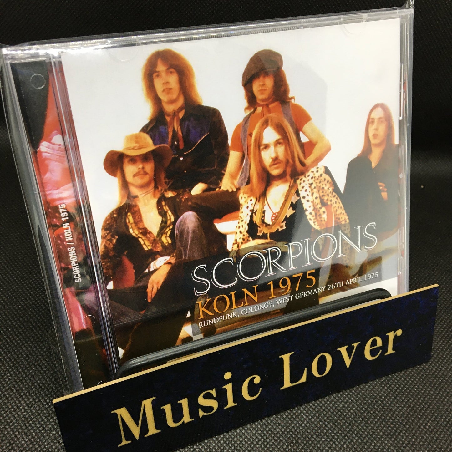 SCORPIONS / KOLN 1975 CAJA DE SONIDO ESTÉREO (1 CDR)