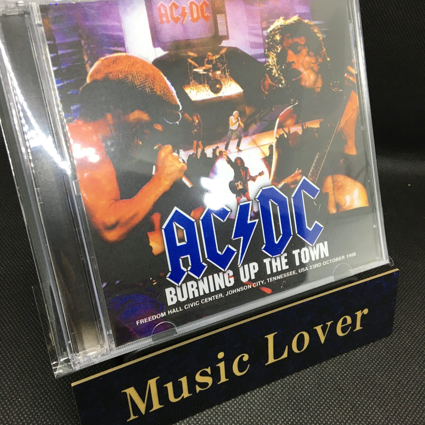 AC/DC / BURNING UP THE TOWN STEREO SOUNDBOARD (2CDR)