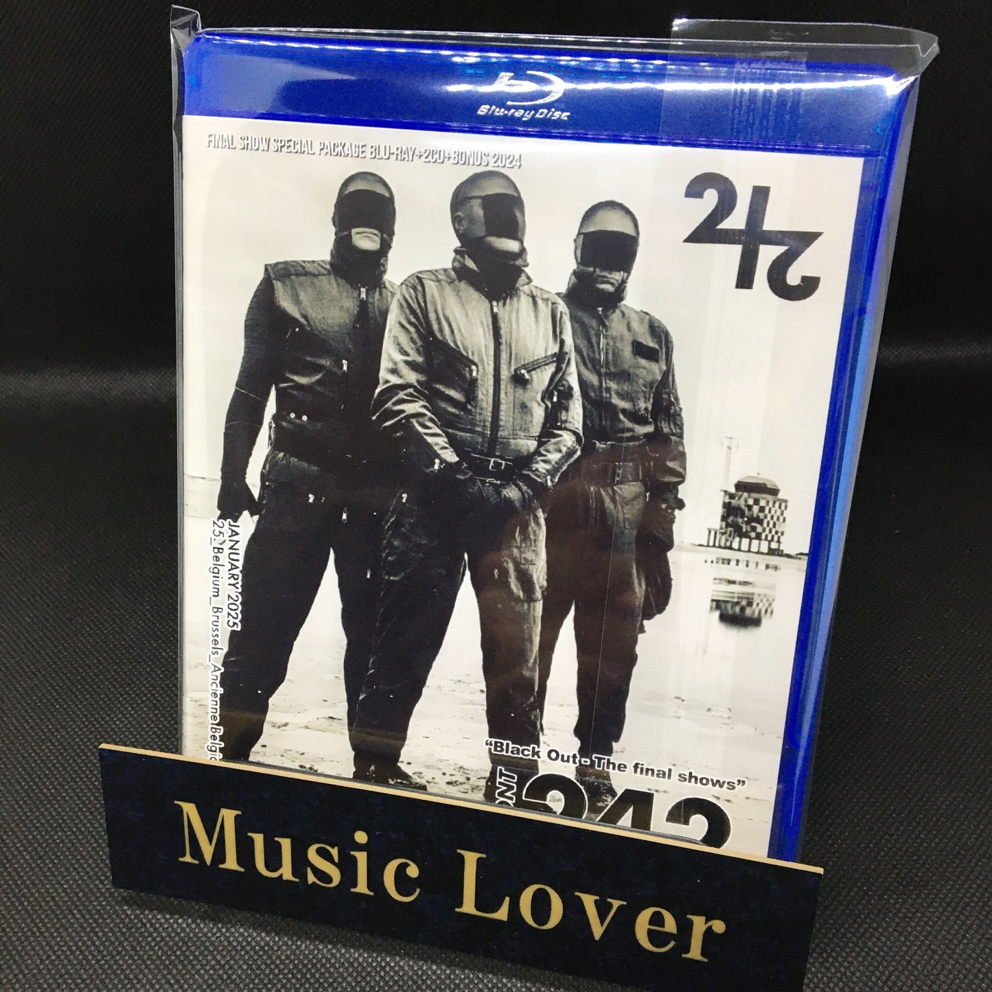 Front 242 / Blackout: The Final Shows 2025, versión especial de 4 discos (1 BDR, 1 DVDR y 2 CDR)