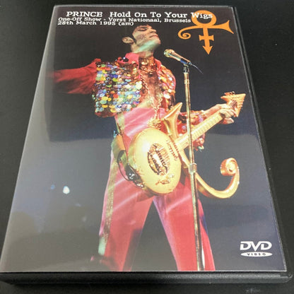 PRINCE / HOLD ON TO YOUR WIGS (1DVDR)