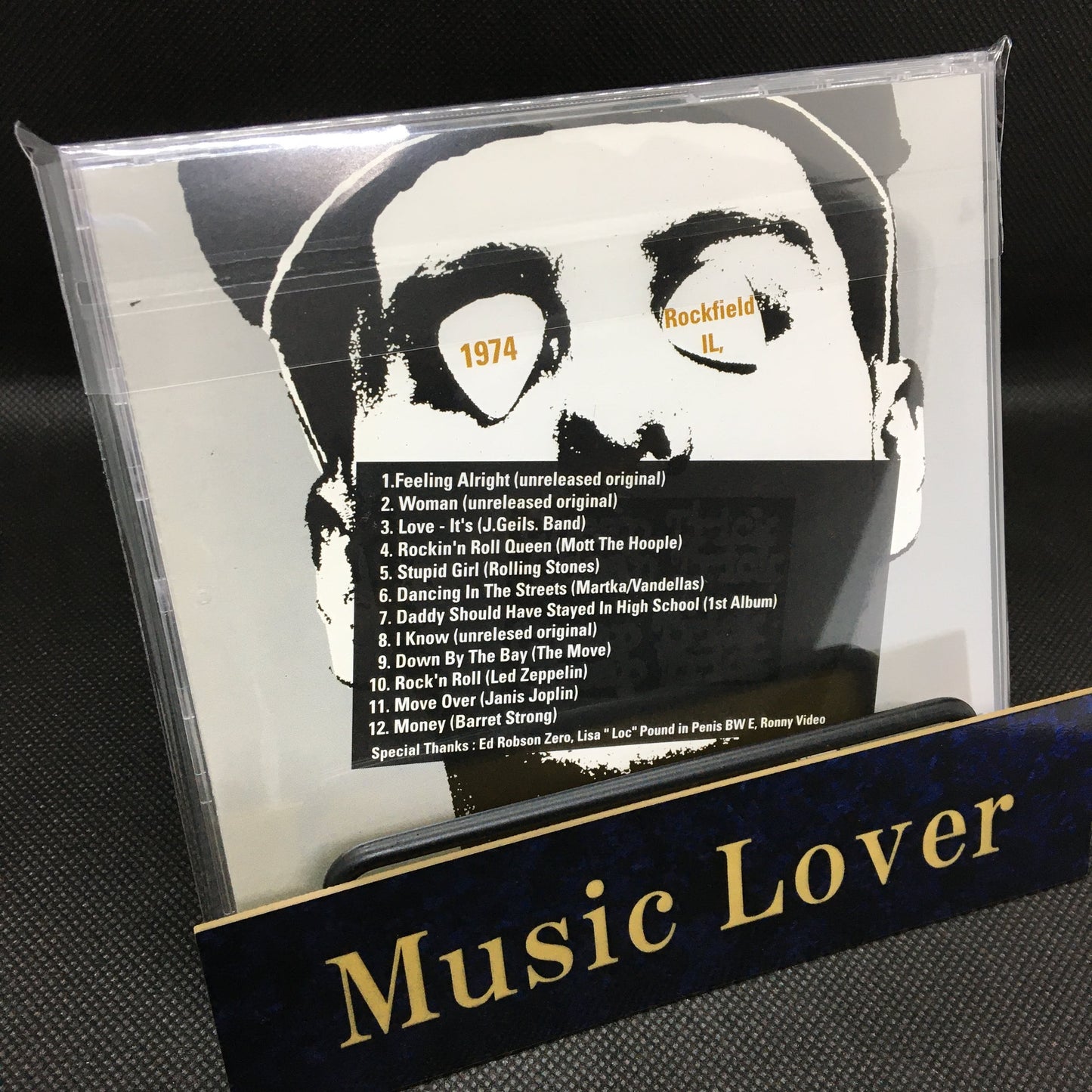 CHEAP TRICK / WHO NEED ROBIN (1CD)