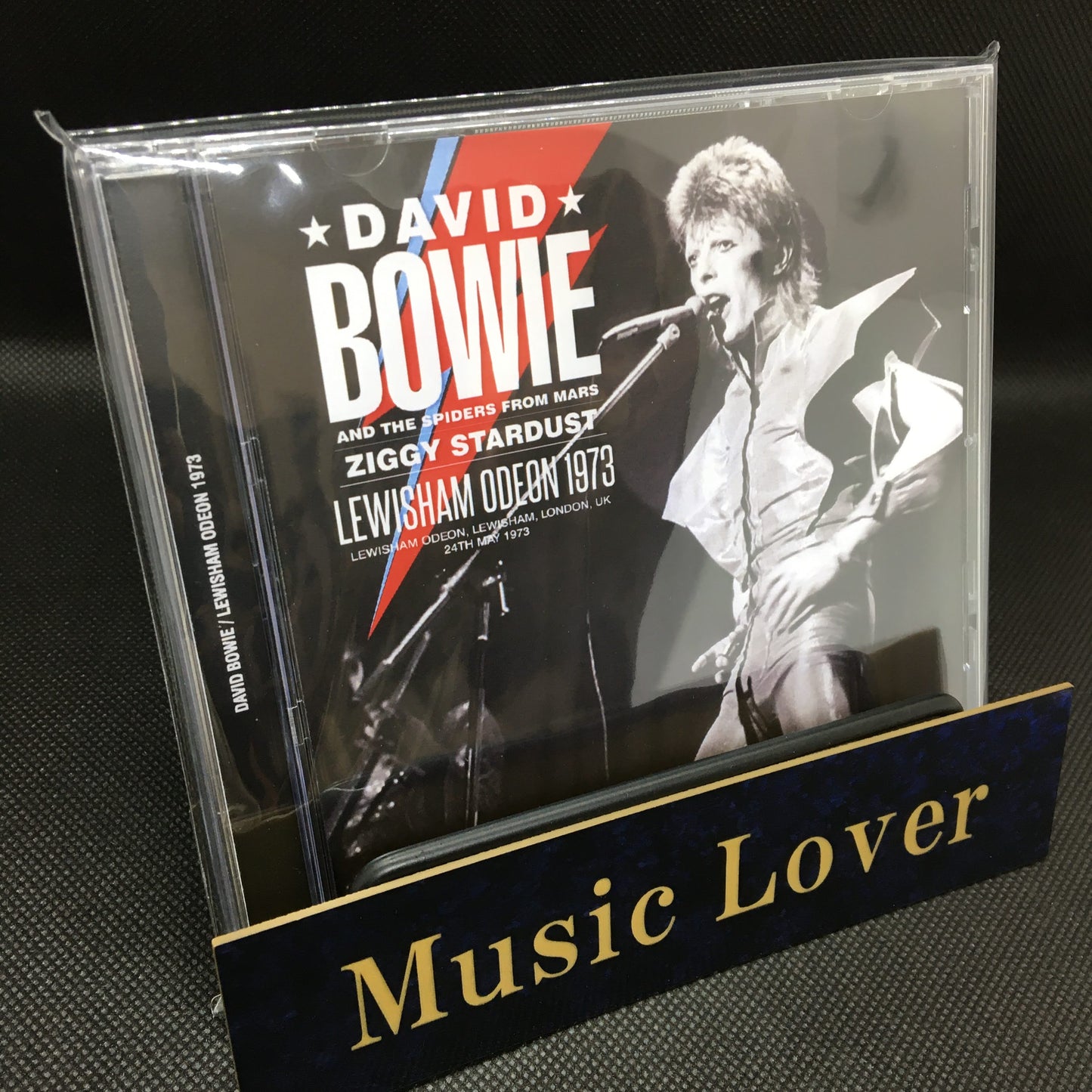 DAVID BOWIE / LEWISHAM ODEON 1973 (1CDR)