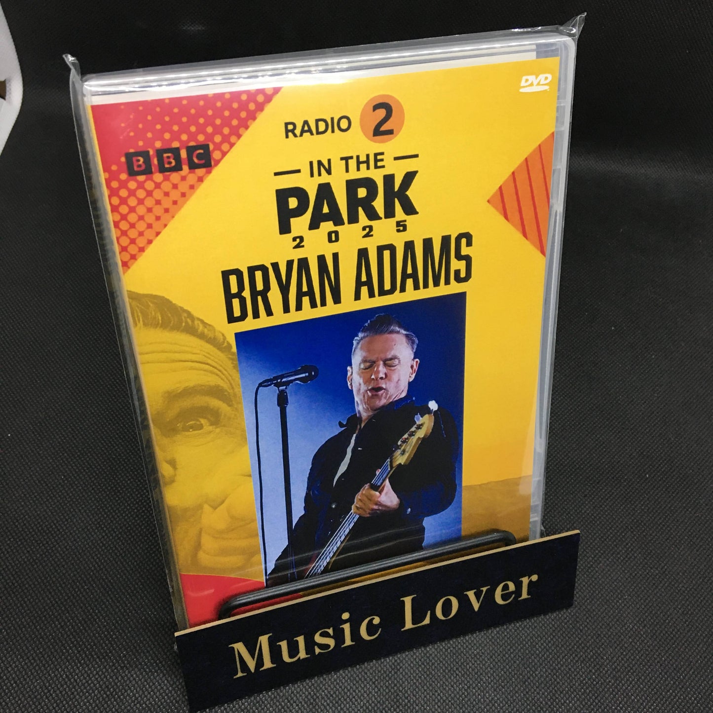 BRYAN ADAMS / RADIO 2 EN EL PARQUE 2025 PRO SHOT (1 DVDR)