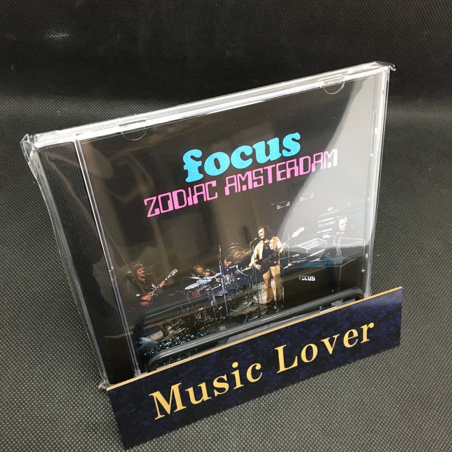 FOCUS / ZODIAC AMSTERDAM (1CDR)