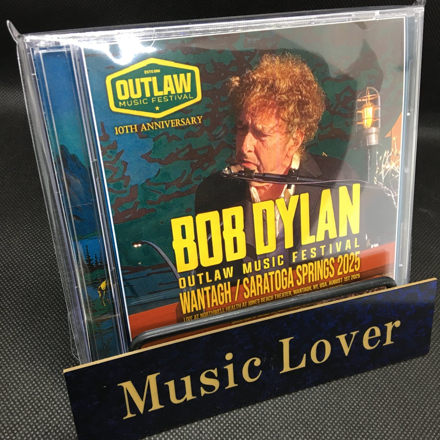 BOB DYLAN / OUTLAW MUSIC FESTIVAL WANTAGH & SARATOGA SPRINGS 2025 (2CDR)