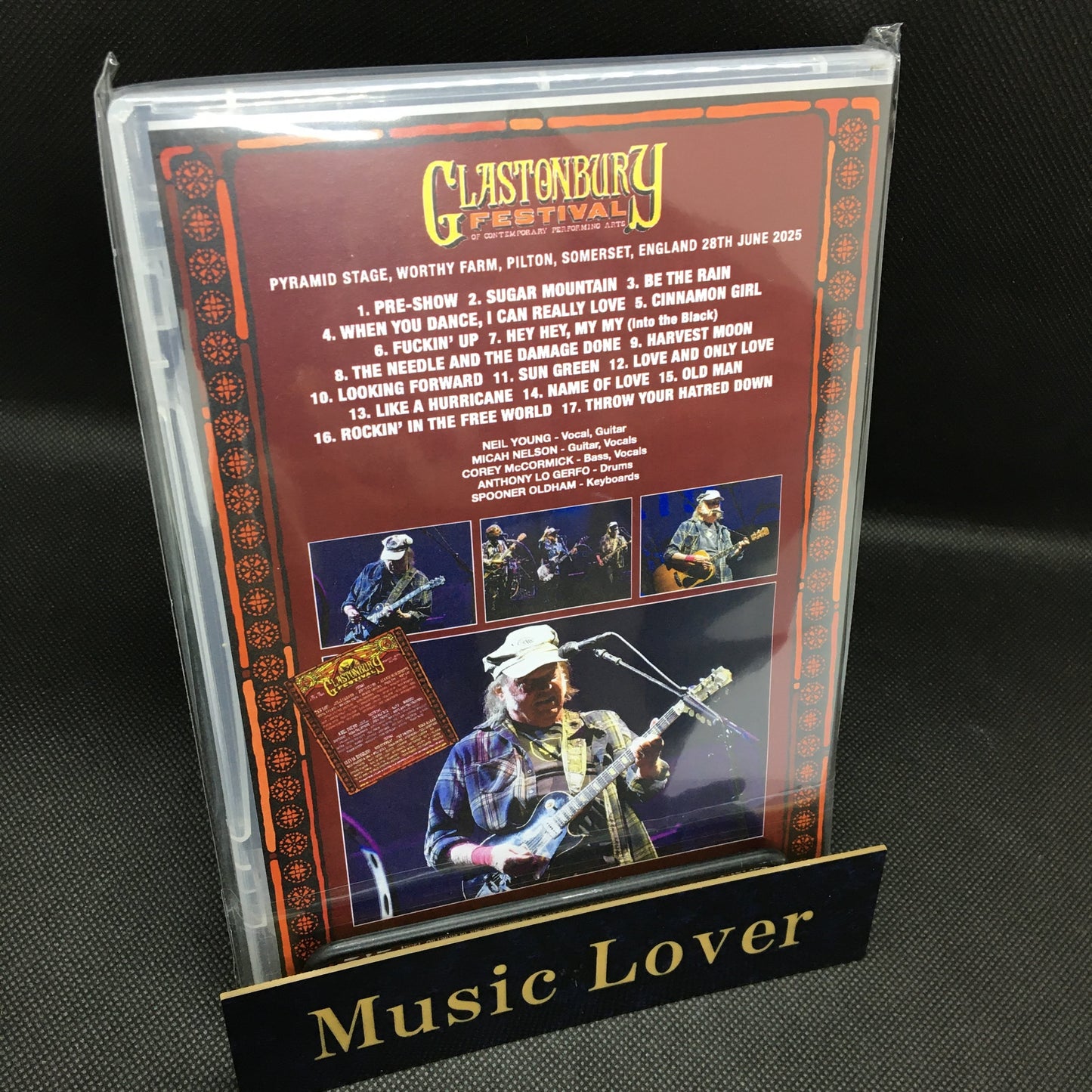 NEIL YOUNG & CHROME HEARTS / GLASTONBURY FESTIVAL 2025 PRO SHOT (1DVDR)