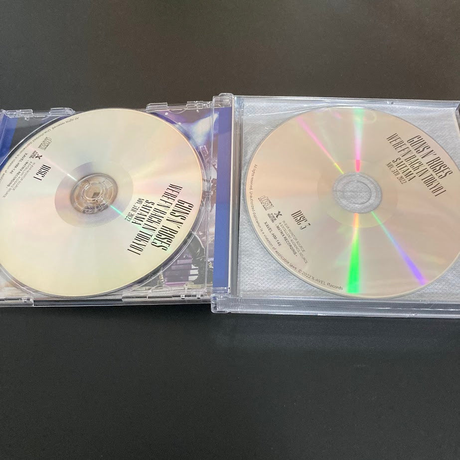 GUNS N’ ROSES / WE'RE F'N' BACK IN TOKYO #1 Collector’s Edition (3CDR+BDR+DVDR)