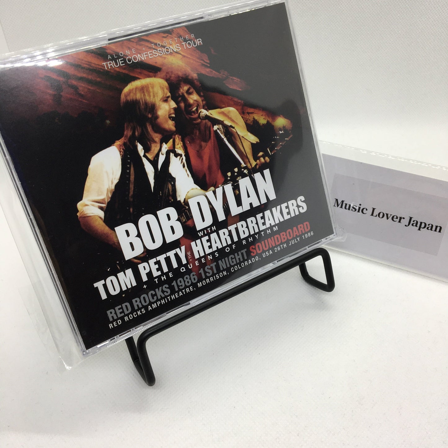 BOB DYLAN w/TOM PETTY & THE HEARTBREAKERS & THE QUEENS OF RHYTHM / RED ROCKS 1986 1ST NIGHT SOUNDBOARD (3CD)
