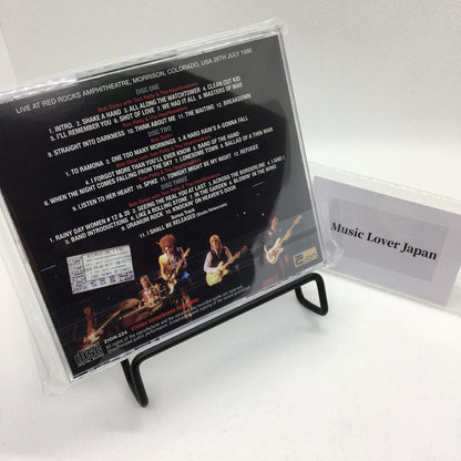 BOB DYLAN w/TOM PETTY & THE HEARTBREAKERS & THE QUEENS OF RHYTHM / RED ROCKS 1986 1ST NIGHT SOUNDBOARD (3CD)