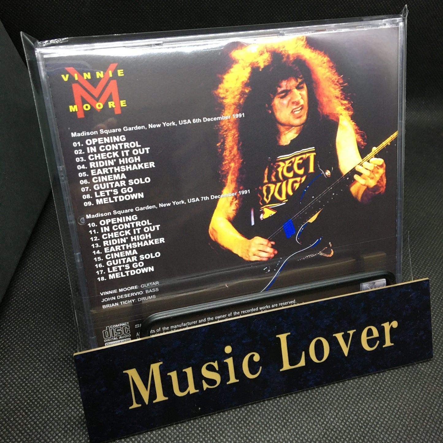 VINNIE MOORE / EARTHSHAKER: MSG 1991 STEREO SOUNDBOARD (1CDR)