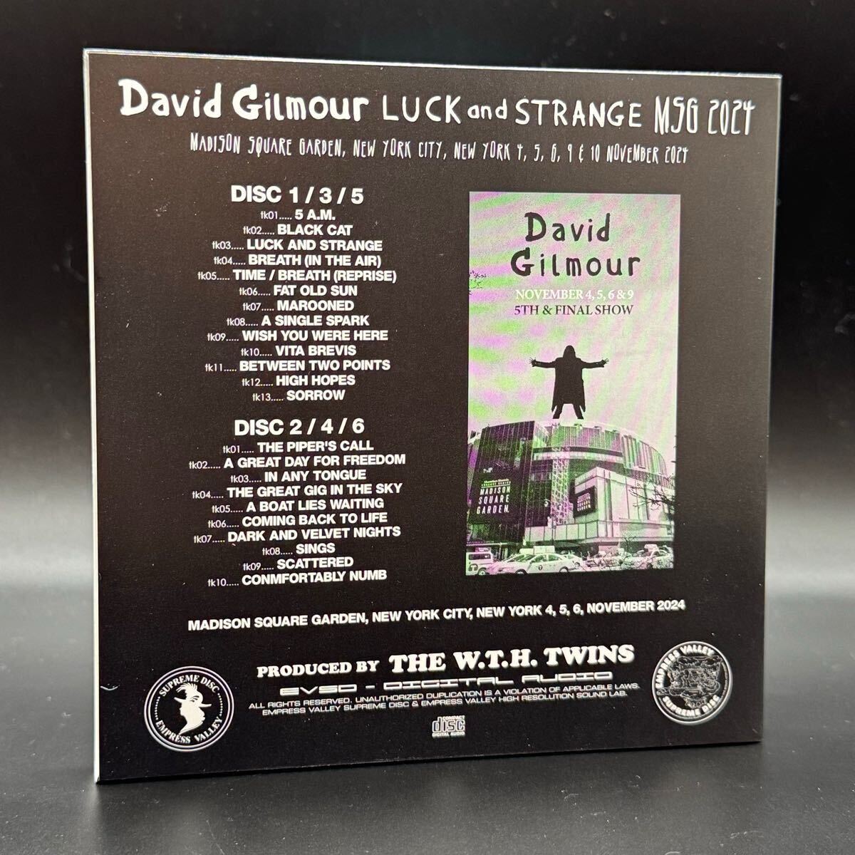 DAVID GILMOUR / MSG 2024 SUERTE Y EXTRAÑO (CAJA DE 10 CD)