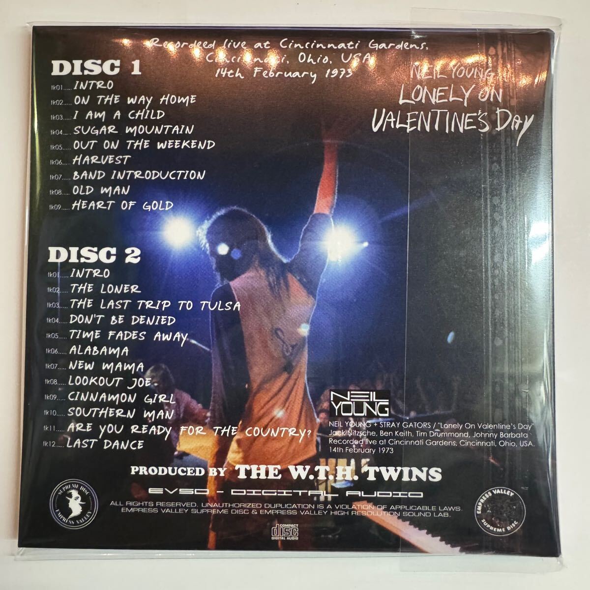 NEIL YOUNG / SOLO EN SAN VALENTÍN (2 CD)