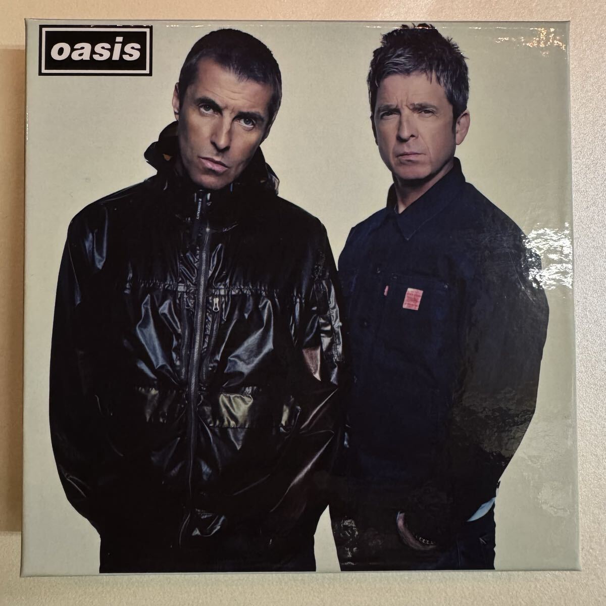 OASIS / WEMBLEY NIGHTS FOREVER with Acrylic Stand (4CD+BONUS BOX)